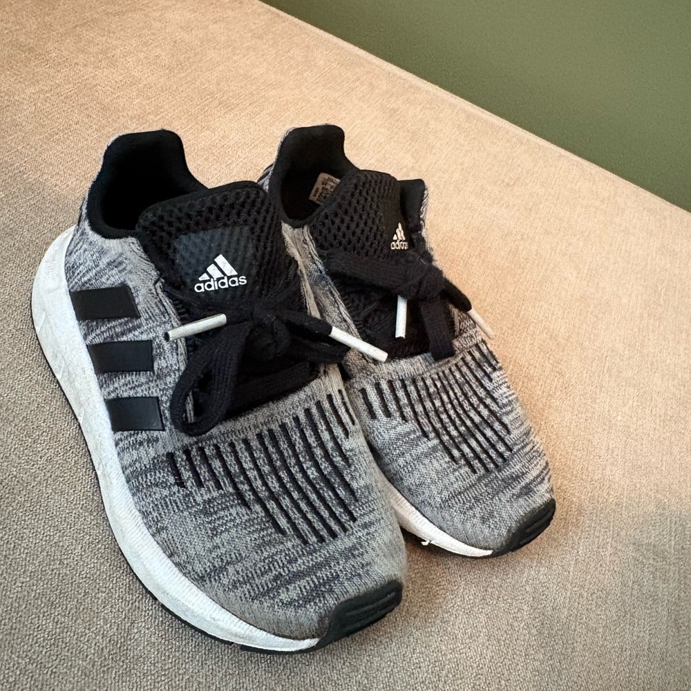 Adidas Knit Gray and Black Running Shoes
